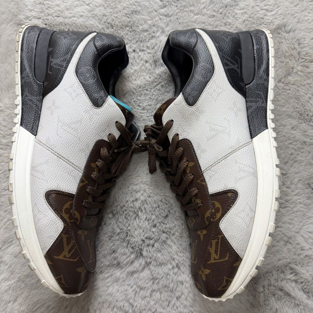 Louis Vuitton Run Away SZ 45 Multicolor Monogram Canvas Low Top Sneakers Mens 11 - Picture 2 of 9